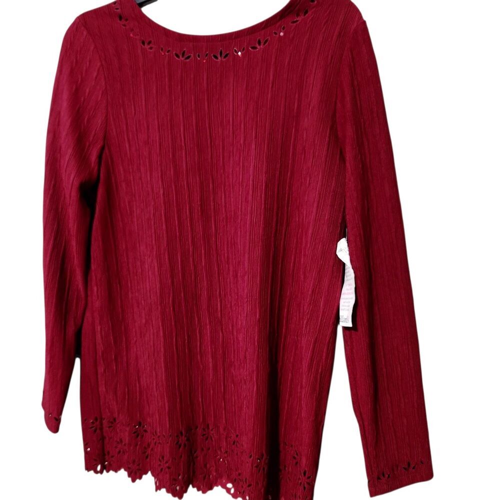 Carole Little Women Tunic Top Size 8 Red Color.   New
